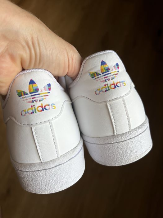 Кросівки Adidas Superstar Pride