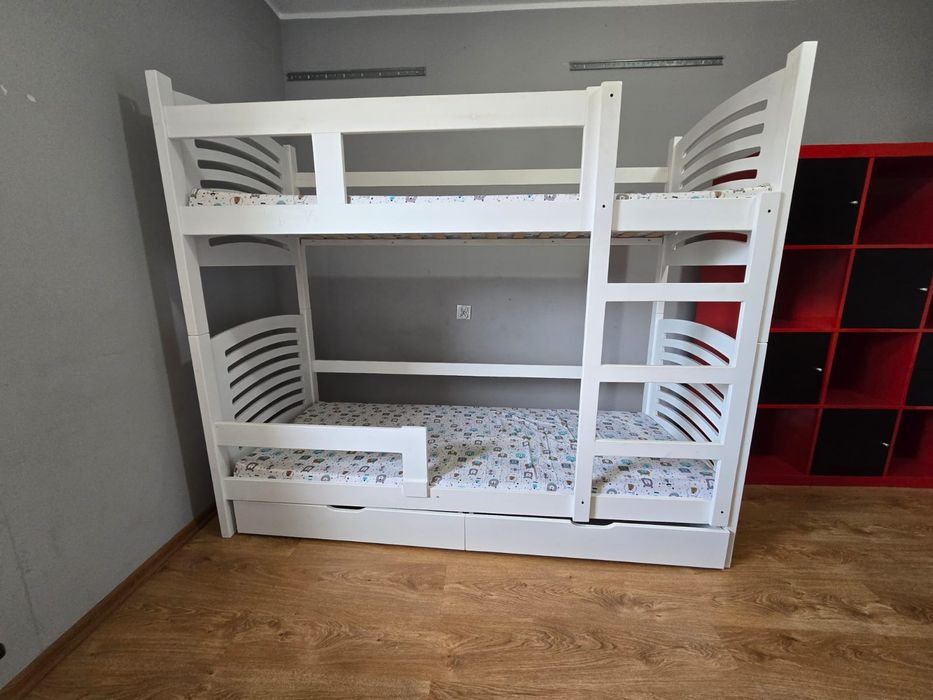 Łóżko piętrowe dziecięce
