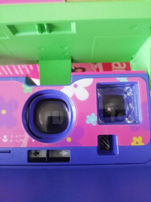 *Máquina fotográfica Polaroid Edição Especial Barbie*