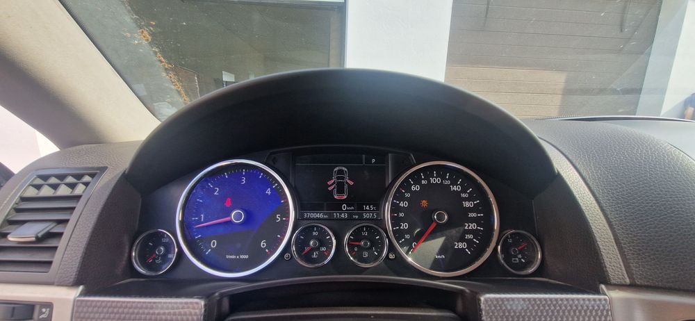 Volskwagen touareg 3.0 Tdi, 240km.