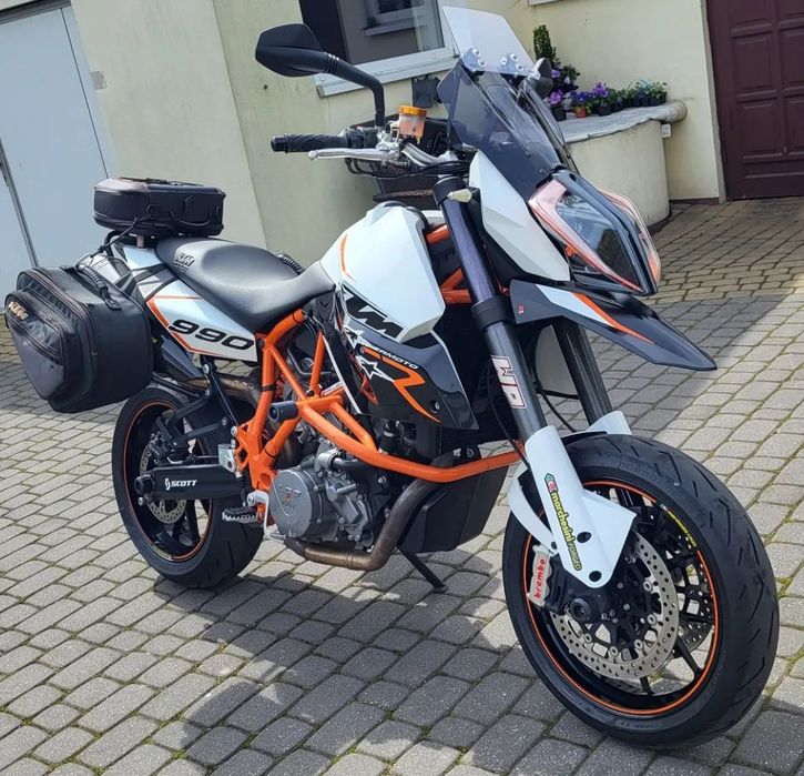 KTM
