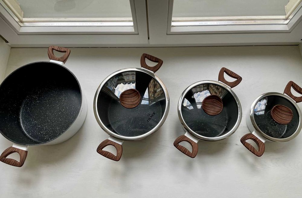 Zestaw białych, ceramiczno-marmurowych garnków Zilner, 7 elementów