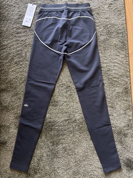 Alo Yoga Airbrush Komplet Rozmiar S