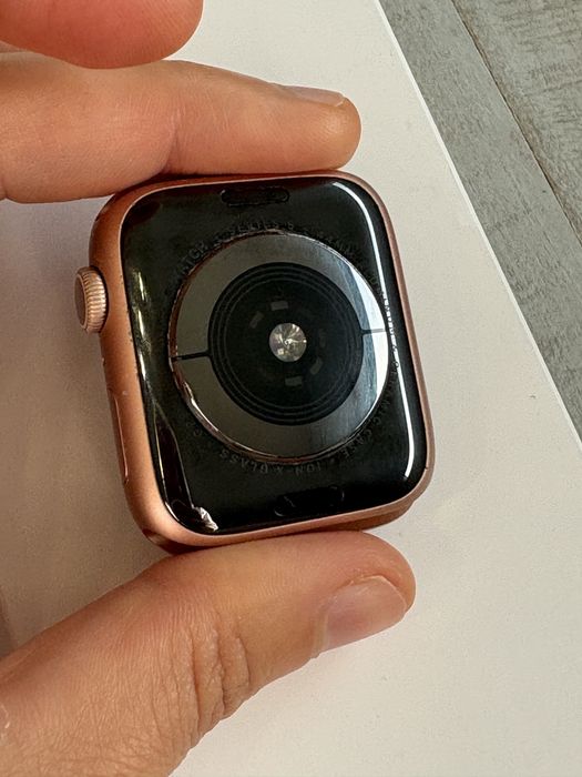 Apple Watch Serie 5 44mm Gold Aluminum