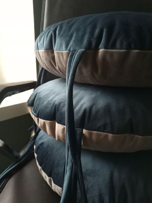 Подушки,сидушки, наволочки