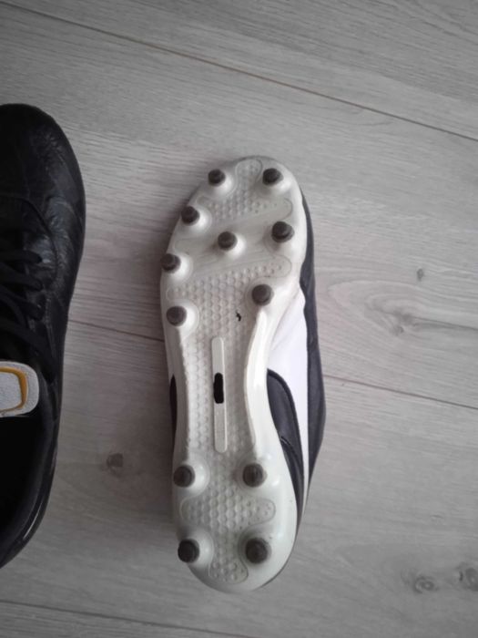 Футбольні бутси Puma King