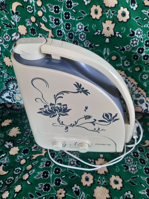 Паровой увлажнитель и очиститель воздуха  Polaris.