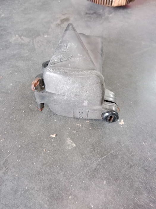 honda xl500 xl 500 narzędziówka schowek na narzędzia kufer skrytka