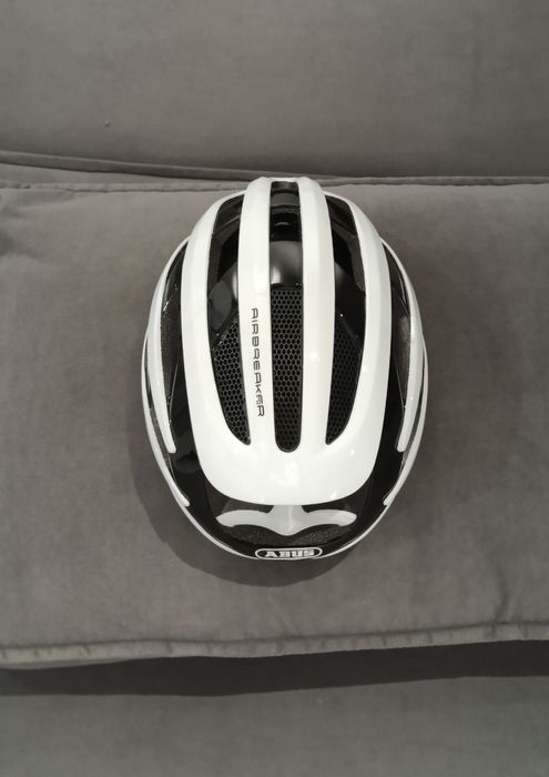 ABUS AirBreaker новый велосипедный шлем