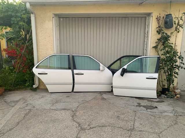 Mercedes w202 Bancos, Portas, Parachoques Traseiro e Outras Peças