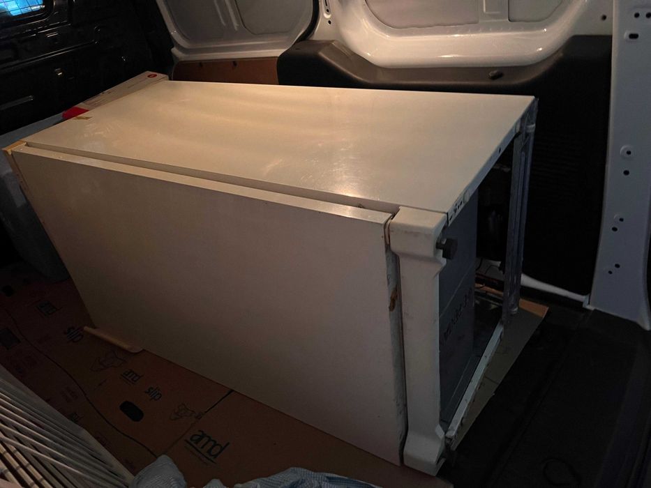 Arca Frigorífica (Para Peças/Avariada) - Preço de Desocupação