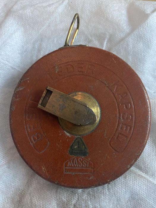 Metalowa tasma miernicza KAPSEL