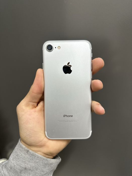 iPhone 7 Prateado 32GB - Estado Impecável (Bateria 92%) - Desbloqueado