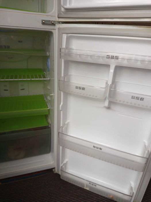 Продам холодильник Самсунг