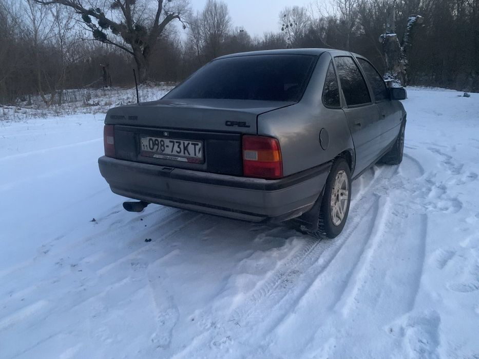 Продам опель вектра а газ бензин також цікавить обмін