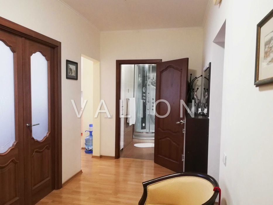 Продаж однокімнатної квартири, вул. Михайла Гришка, буд. 9