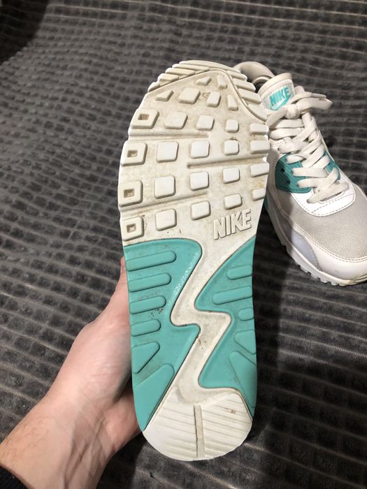 NIKE AIR MAX 90 (39) 25-25.5см женские кроссовки белые оригинал максы
