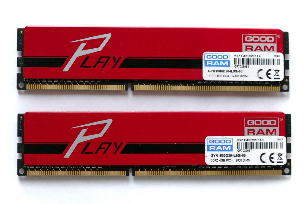 Оперативная память GoodRam DDR3 4Gb PC3 12800 DIM.  Два модуля по 4Gb
