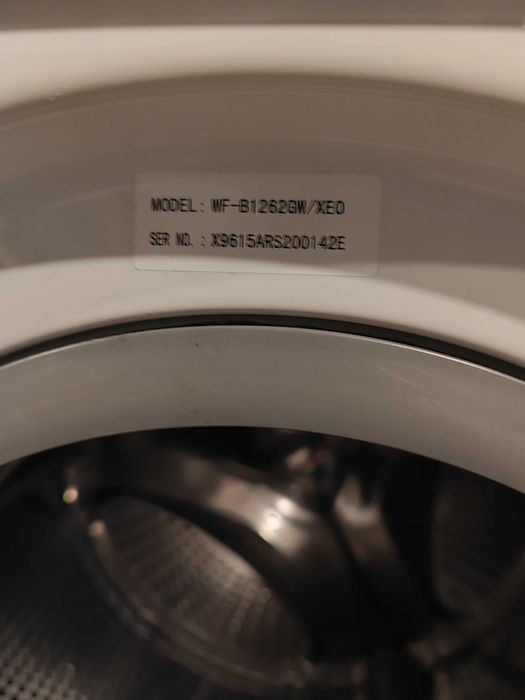 Pralka Samsung model WF -B1262