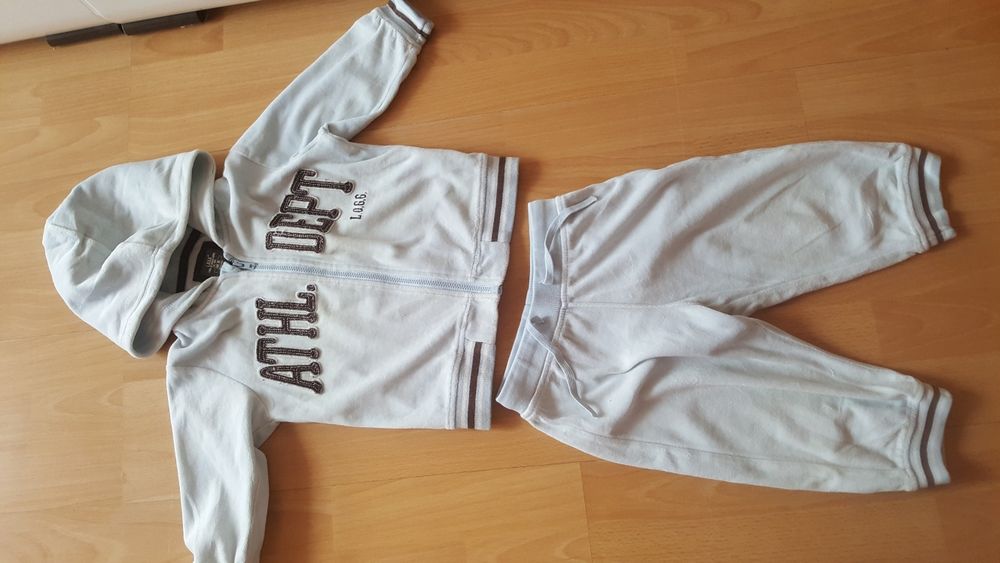 Dresy firmy H&M rozm.86