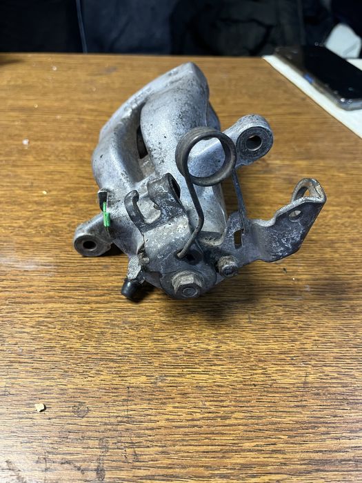 Суппорт зафира б