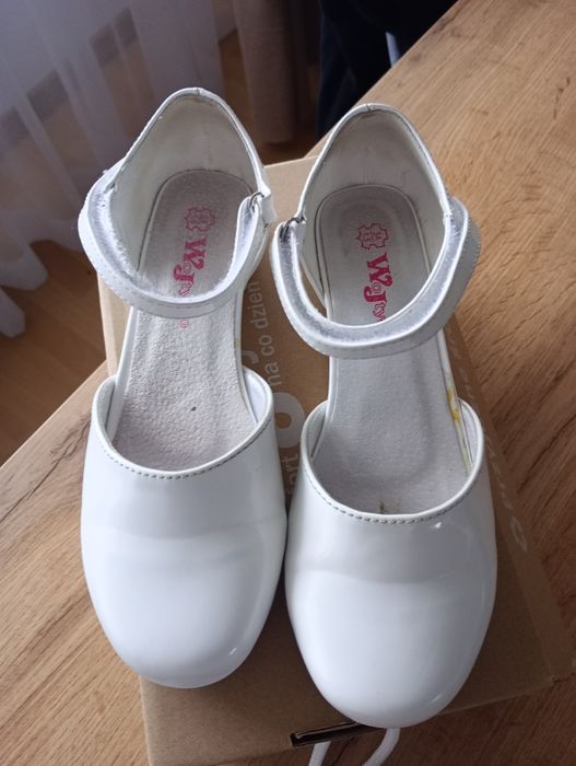 Buty do komunii  roz. 34