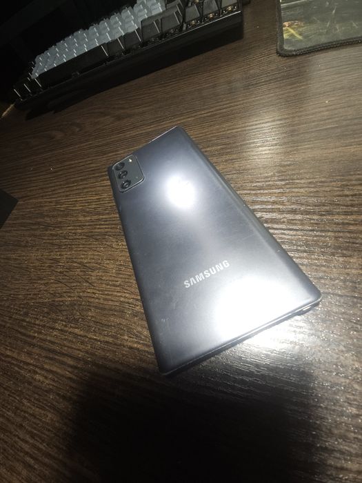 Samsung note 20  не робочий