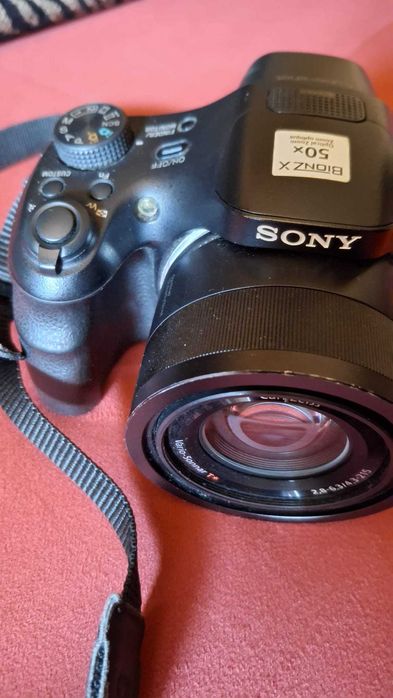 Máquina fotográfica Sony.Em bom estado e a funcionar normalmente