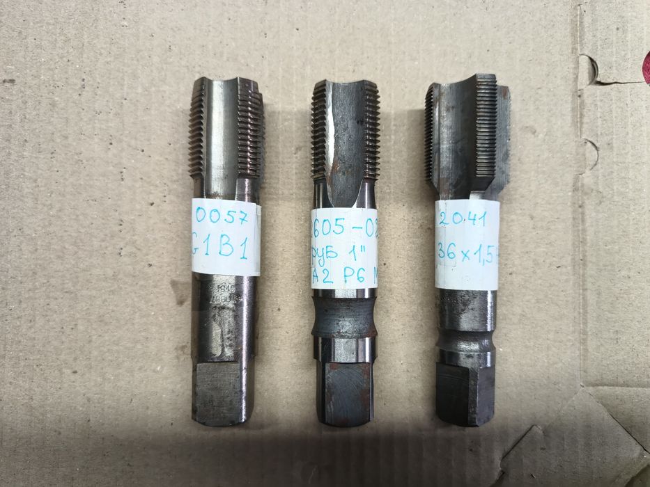 Плашкодержатель. Леркодержатель. Метчик. Мітчик