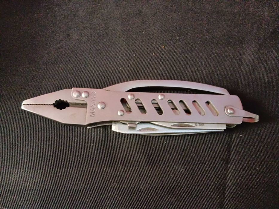Maxam Multi-Function Pliers64409310277891120