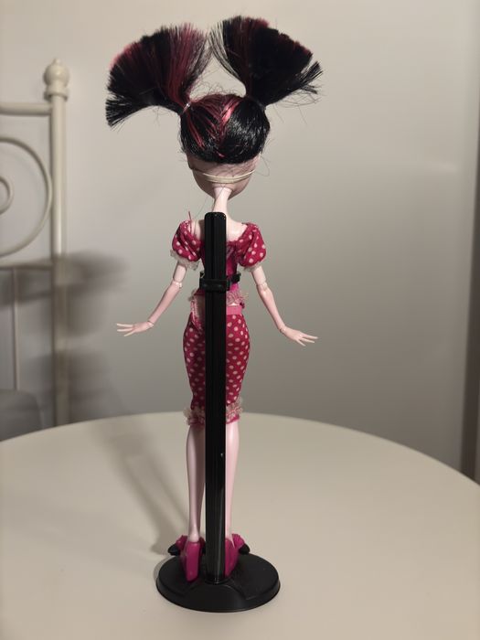 Monster High Draculaura Dead Tired