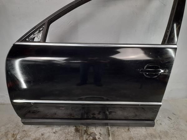 Porta frente esquerda VOLKSWAGEN Passat Variant (3B5)