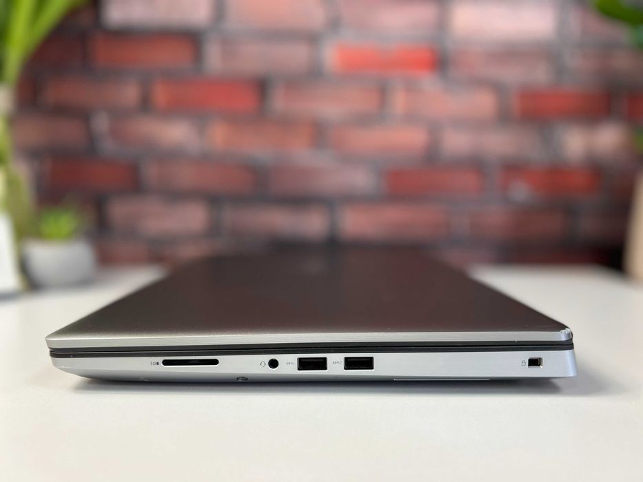 Quadro RTX 4000(8GB)·Ноутбук Dell Precision 7550·i7-10875H·32GB·SSD1ТВ