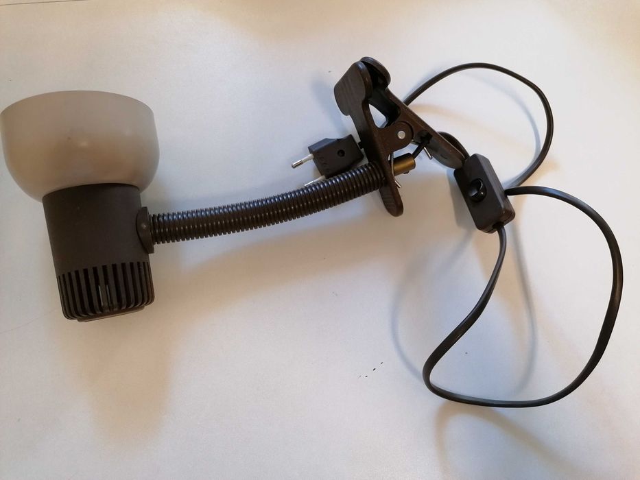 Candeeiro de secretaria portátil com mola, como novo.