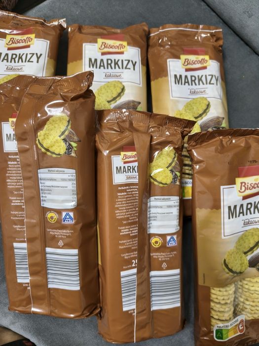13 x Markizy o smaku kakaowym firmy Biscotto