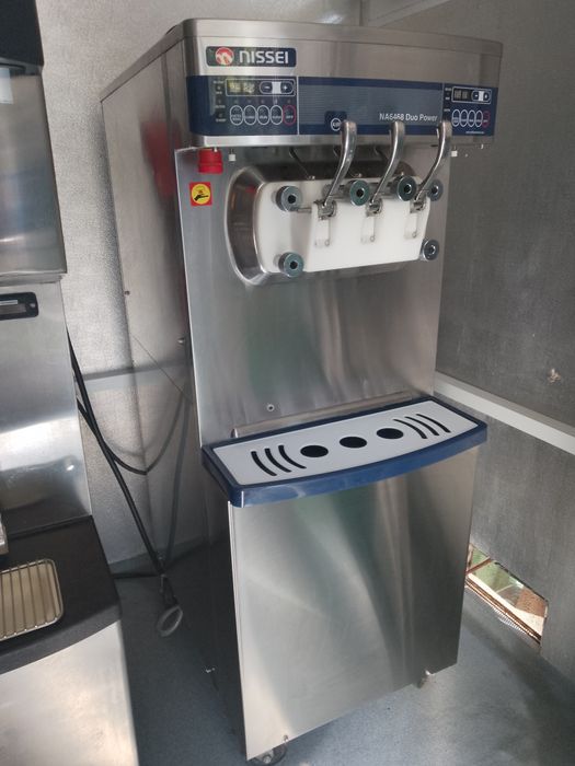 Maszyna do lodów włoskich Nissei 2 smaki + mix