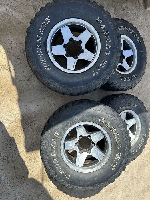Jantes & Pneus  - 31x10,5 R15 M/T