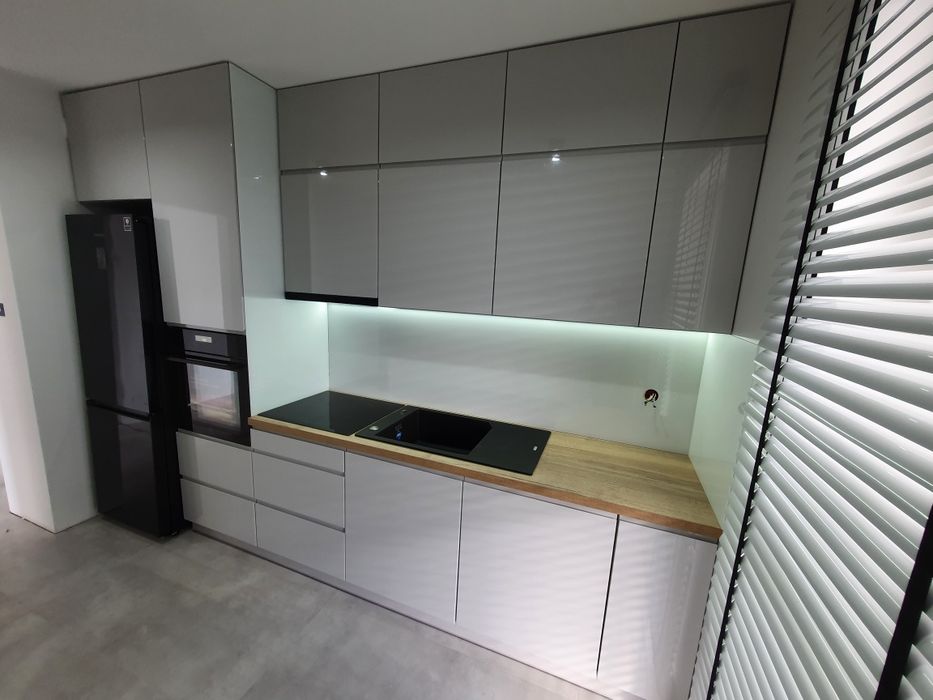 Meble na wymiar: szafa, kuchnia, garderoba, łazienkowe