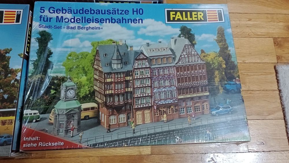 Dworzec 60cm H0 1:87 Faller kamienice H0 1:87