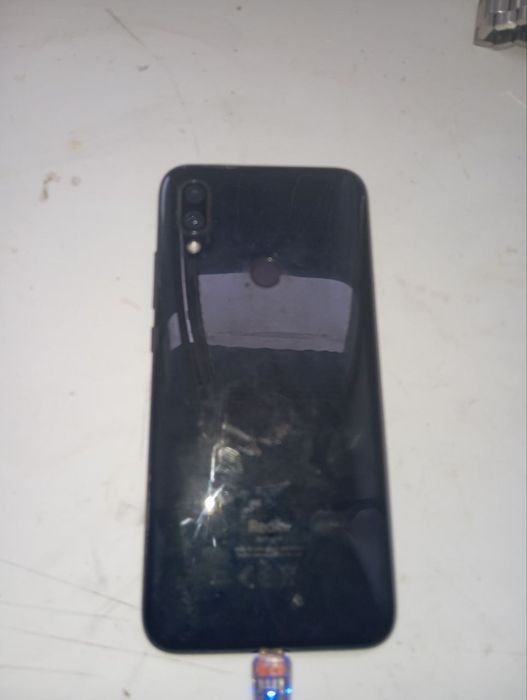 Xiomi Redmi 7!Стан НОВОГО!Терміново!