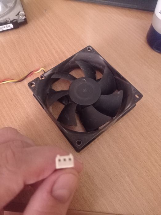 Вентилятор кулер для ПК ..блока питания