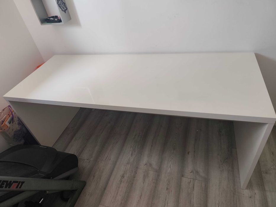 Secretária conforama branca