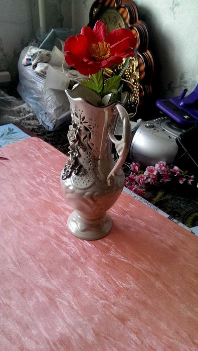 Шикарная красивая ваза РОЗА фарфор СССР в новом состоянии