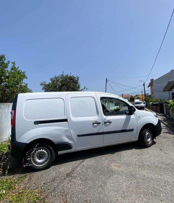 Kangoo MAXI 2021 - 3 lugares-IVA DEDUTIVÉL