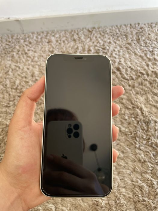 Iphone 12 impecável