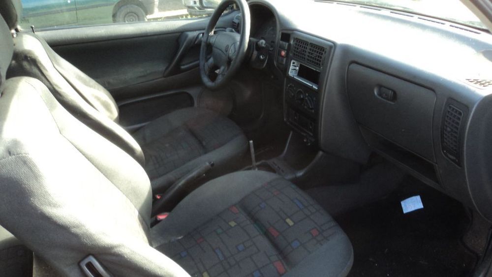 Volkswagen Polo 1.0 3P 1998 - Para Peças