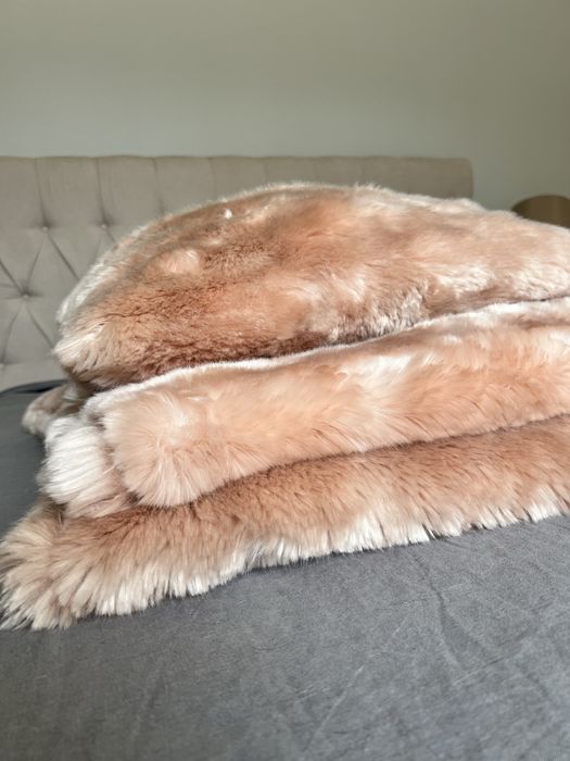 Manta e almofada pêlo rosa alaska 170x145cm loja do gato preto