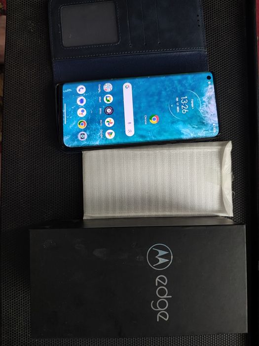 Моторола Motorola Edge