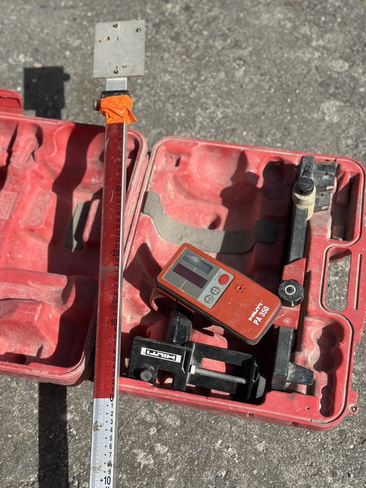 Laser Hilti PR16 + statyw + czytnik PA350