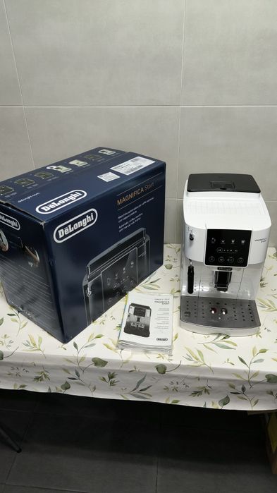 Cafeteira De'Longhi Magnífica Start